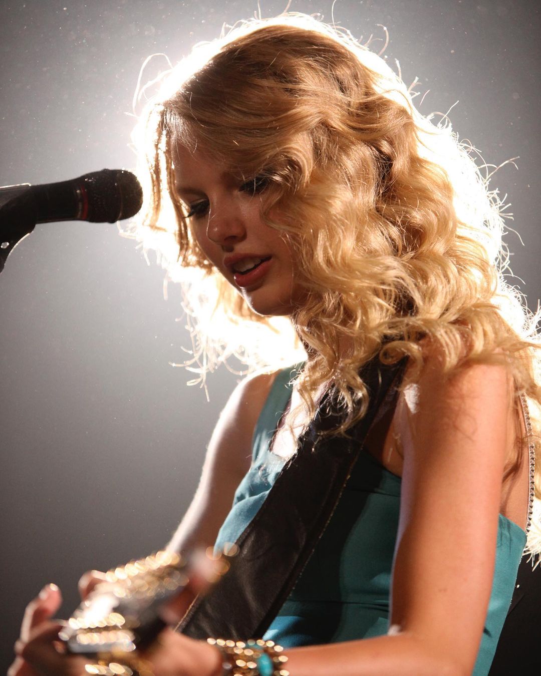 Taylor Swift Gets Her Own Course At A Canadian University, Yours Truly, News, December 3, 2023