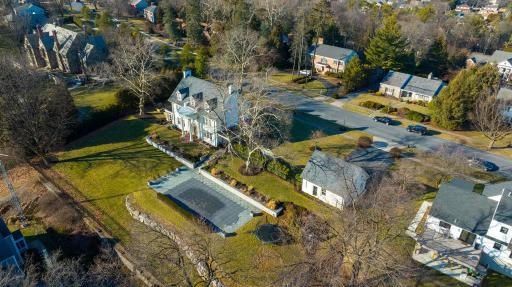 Taylor Swift’s Childhood Home Hits The Market At $1.1Million, Buyer Allegedly Found, Yours Truly, News, December 4, 2023
