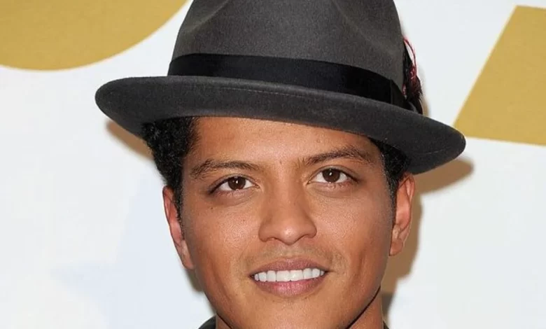 Bruno Mars Age, Real Name, Net Worth, Wife, Movie, Height &Amp; Popular Questions Asked By Fans, Yours Truly, Artists, December 8, 2022