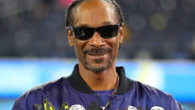 Snoop Dogg Divulges He Charges $250K For A Verse, Yours Truly, Snoop Dogg, August 17, 2022