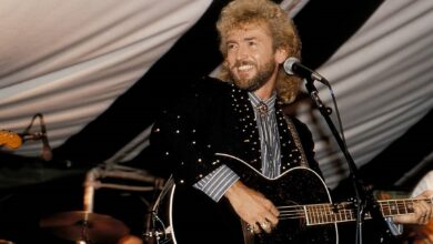 Jerry Lee Lewis, Keith Whitley, Joe Galante To Be Inducted Into Country Music Hall Of Fame, Yours Truly, Keith Whitley, September 24, 2022