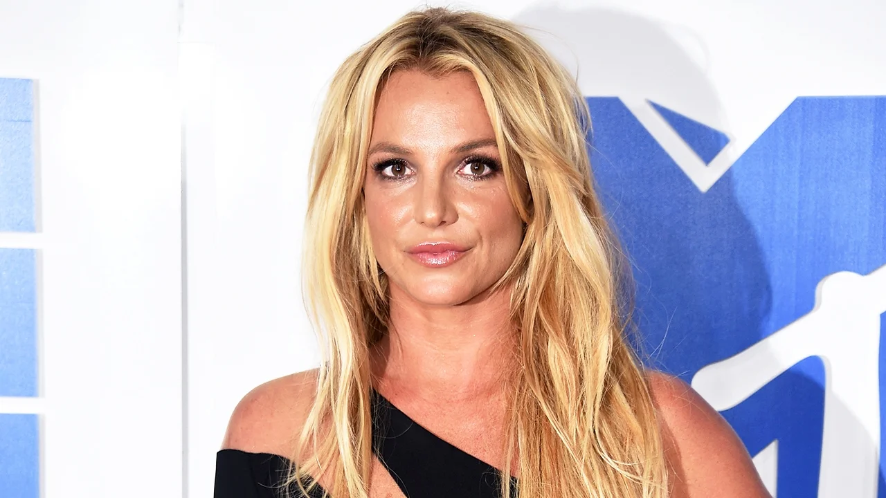 Britney Spears Net Worth, Documentary, Age, Kids, Father, Boyfriend, Sister &Amp; Mother, Yours Truly, Artists, December 1, 2023