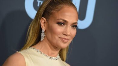 Jennifer Lopez Adopts A New Sleek-Layered Look Inspired By The 1970S Hairstyle, Yours Truly, Jennifer Lopez, October 4, 2023
