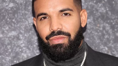 Biggest Hot 100 Fall-Off Record: Drake Ties Kendrick Lamar With “Texts Go Green”, Yours Truly, Drake, August 10, 2022