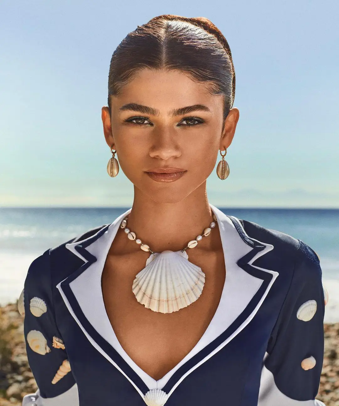 Zendaya Age, Height, Boyfriend, Net Worth, Siblings, Movies &Amp; Parents, Yours Truly, Artists, April 1, 2023