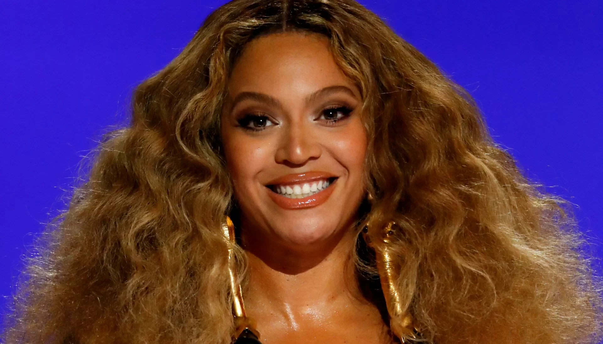 Beyoncé Biography, Yours Truly, Artists, April 25, 2024