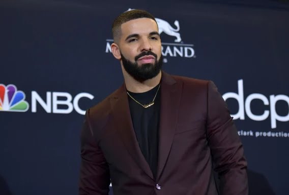Drake Performs In Toronto Alongside Canadian Music Icons Avril Lavigne And Fefe Dobson, Yours Truly, News, February 28, 2024