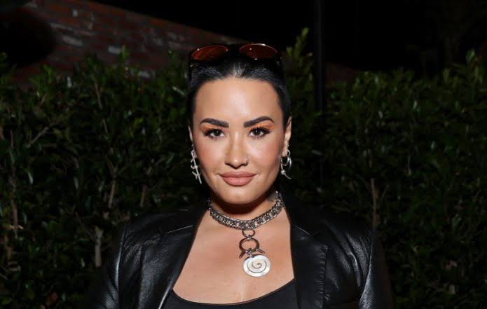Demi Lovato &Quot;Holy Fvck&Quot; Album Review, Yours Truly, Reviews, November 28, 2022
