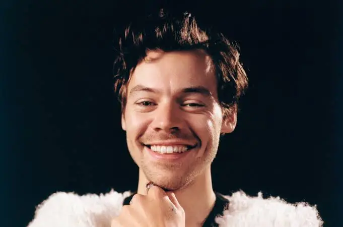 Harry Styles Is Dubbed The &Quot;New King Of Pop&Quot; By Rolling Stone Uk, Prompting Immediate Criticism, Yours Truly, News, October 3, 2023