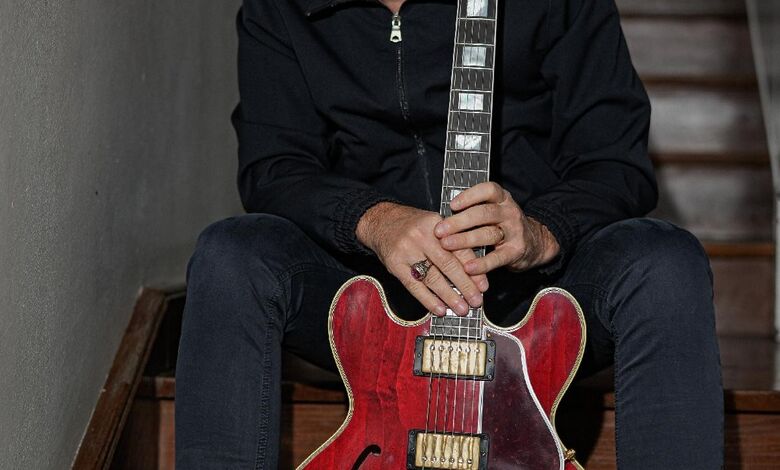 Gibson And Epiphone Partner With Noel Gallagher To Re-Create His Beloved Gibson 1960 Es-355 And Epiphone Riviera Guitars, Yours Truly, News, October 4, 2022