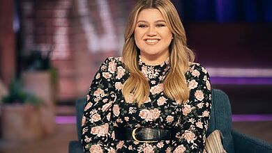 Celebrating 20 Years Since Winning American Idol, Kelly Clarkson Says, &Quot;It Forever Changed The Course Of My Life&Quot;, Yours Truly, Artists, December 7, 2022