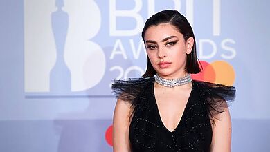 Charli Xcx Biography: Age, Boyfriend, Ethnicity, Net Worth, Family, Height &Amp; Popular Questions, Yours Truly, Artists, September 24, 2022