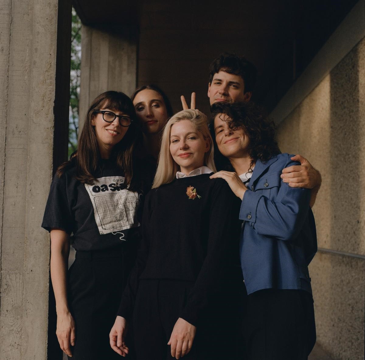Alvvays Release New Song &Quot;Belinda Says&Quot; And New Song + Official Video &Quot;Very Online Guy&Quot;, Yours Truly, News, April 1, 2023