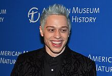 Following The Kim Kardashian Split, Pete Davidson Is All Smiles At The &Quot;Meet Cute&Quot; Premiere, Yours Truly, News, April 25, 2024