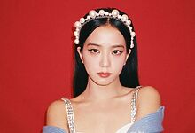 At Universal Studios, Jisoo From Blackpink Meets Her Favorite Character, &Quot;Hello Kitty&Quot;, Yours Truly, News, October 4, 2023