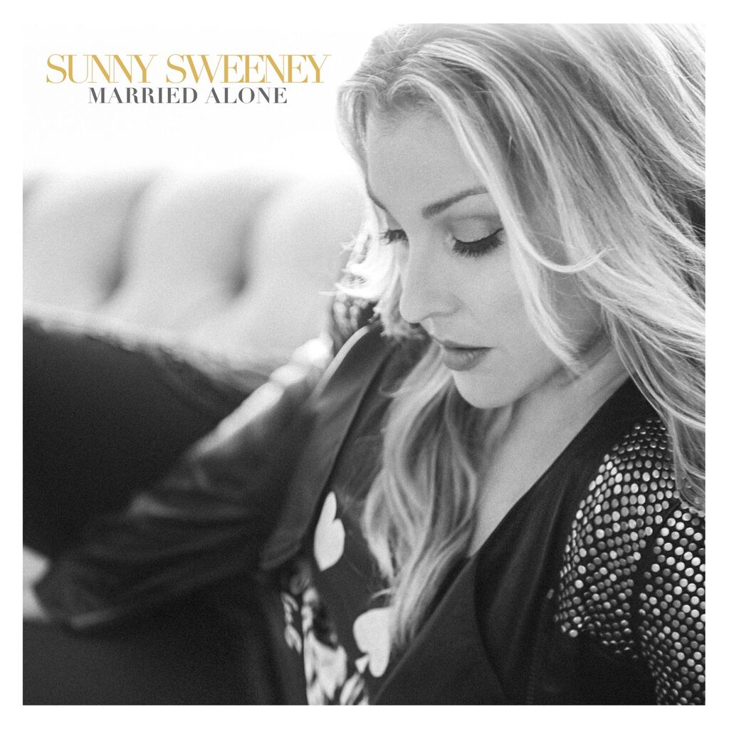Sunny Sweeney &Quot;Married Alone&Quot; Album Review, Yours Truly, Reviews, November 28, 2023