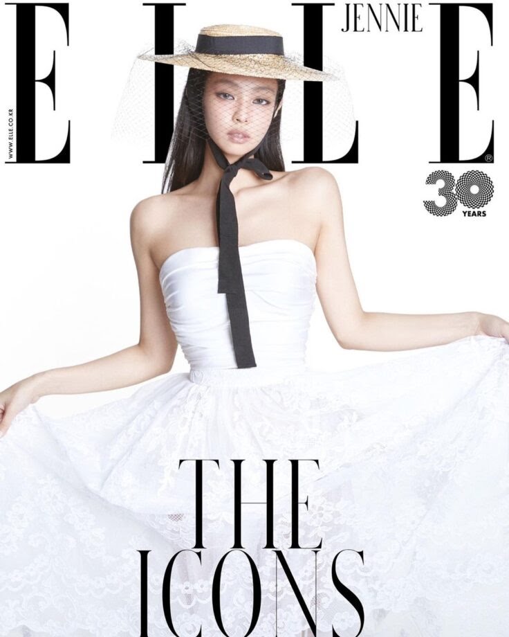 Blackpink'S Jennie Models For The November 2022 Cover Of Elle Korea In White And Black Apparels, Yours Truly, News, October 4, 2023