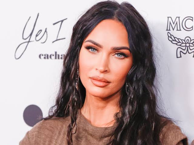 In The Wake Of Persistent Breakup Rumors, Megan Fox Discards Her Engagement Ring Ing From Machine Gun Kelly, Yours Truly, News, September 26, 2023