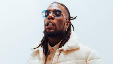 Burna Boy Splashes Millions On A New Iced-Out Chain, Yours Truly, News, January 29, 2023