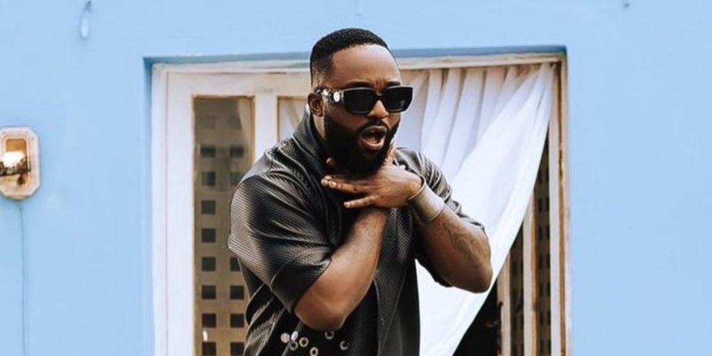 Iyanya On Why He Pushed Fan Who Was Spraying Him Off The Stage, Yours Truly, News, April 2, 2023