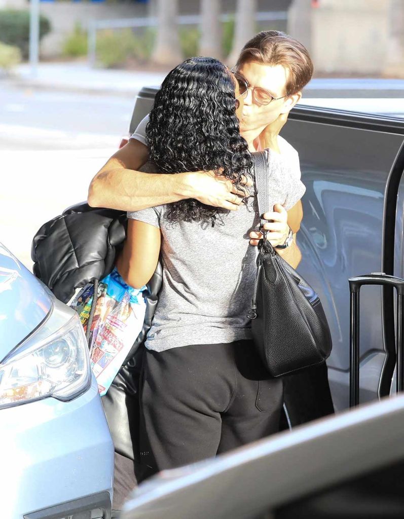 Romance: Tlc'S Chilli And Matthew Lawrence In Pda As He Picks Her Up From Airport, Yours Truly, News, November 30, 2023