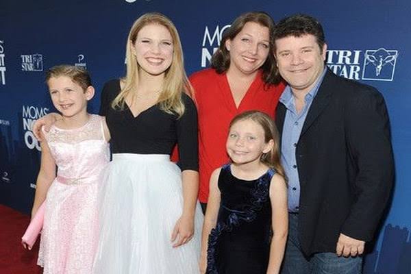 Sean Astin, Yours Truly, People, March 22, 2023