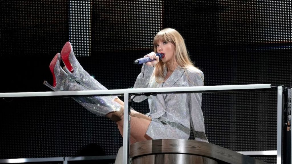 Taylor Swift Fan Shows Dedication To Attend Show; Conceals Identity After Calling In Sick At Work, Yours Truly, News, May 18, 2024