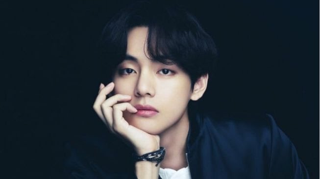 V From Bts Releases His Mellow Solo Track, &Quot;Love Me Again&Quot;, Yours Truly, News, April 27, 2024