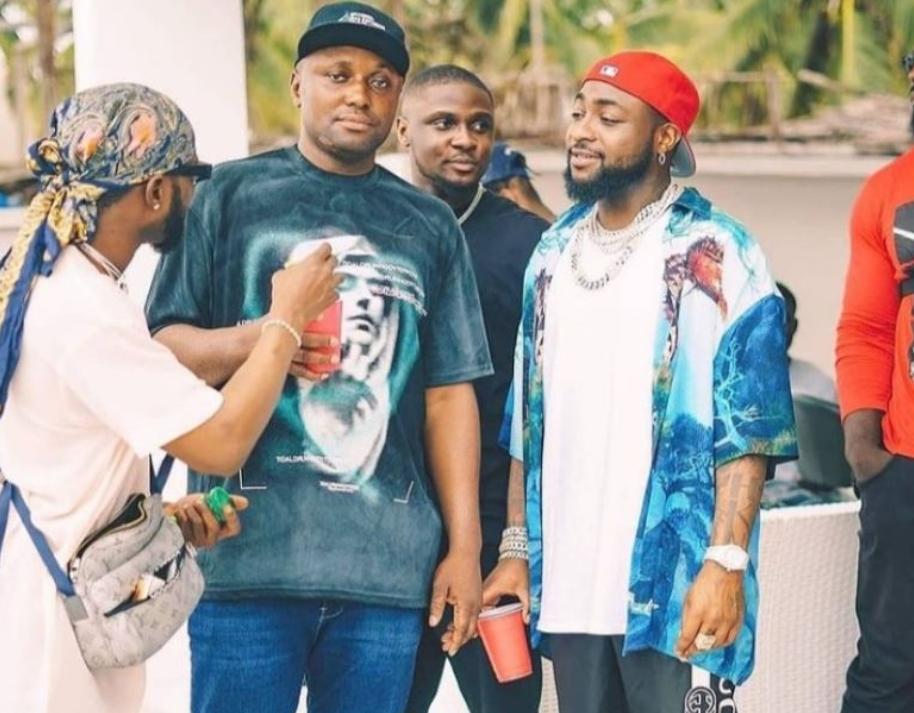 Isreal Dmw Offers Davido-Fan Riding Bicycle From Benue To Lagos N100K; Twitteratti React, Yours Truly, News, May 17, 2024