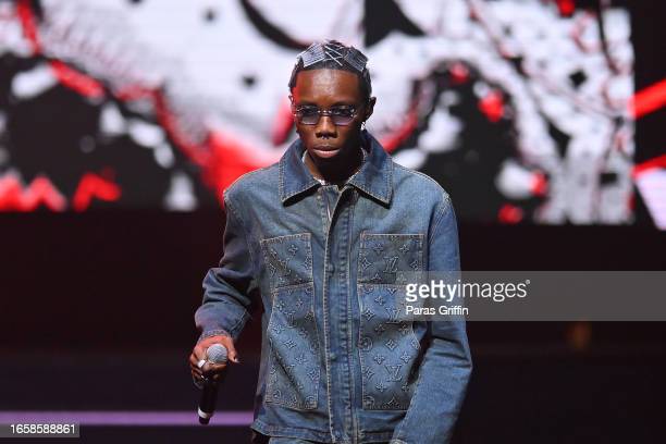 Award-Winning Rapper Blaqbonez Showsoff New Style In Trending Post; Tells Colleagues “You Can’t Be As Fly As Me”, Yours Truly, News, April 28, 2024