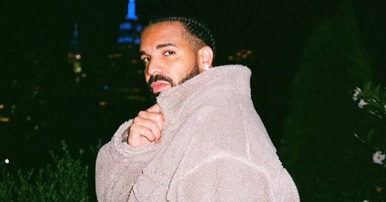 Drake Playfully Showcases His Collection of Bras from Summer Tour