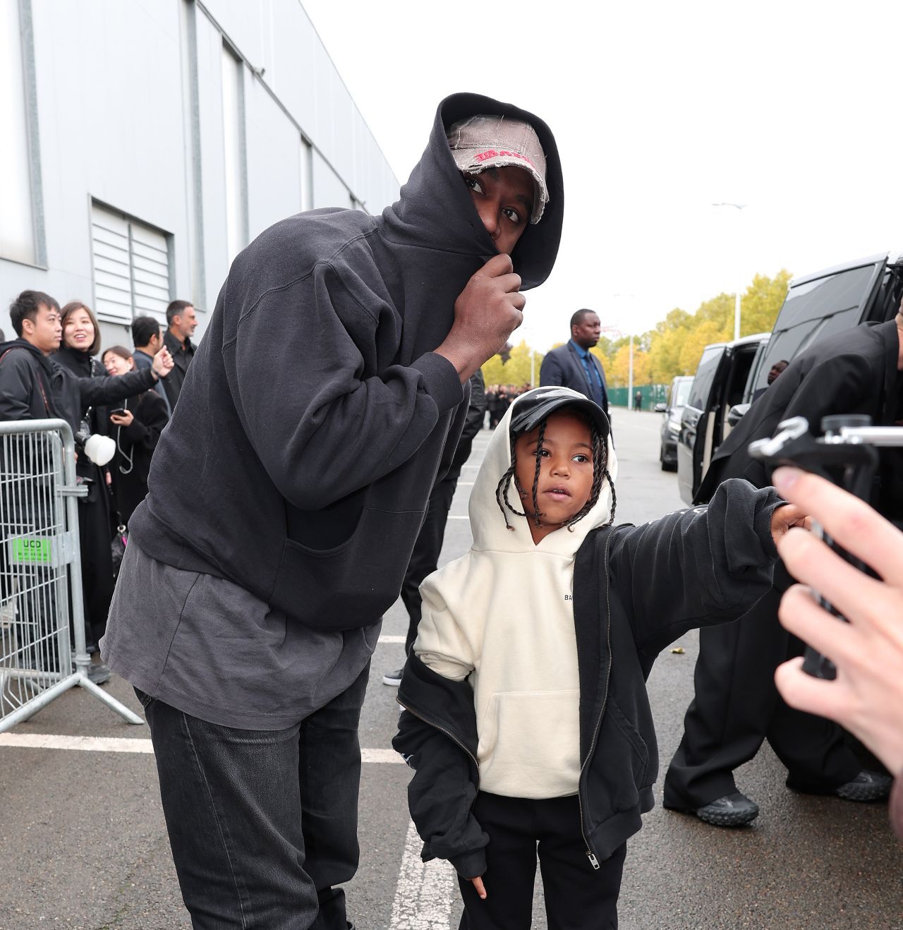 Like Father, Like Son: Kanye West'S 7-Year-Old Flips The Bird; Steals Spotlight From Paparazzi, Yours Truly, News, September 26, 2023