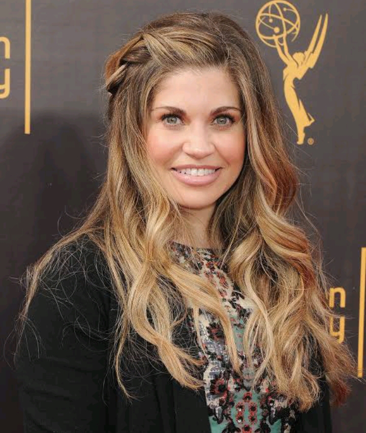 Danielle Fishel, Yours Truly, People, April 28, 2024