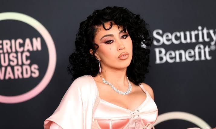 Kali Uchis' &Quot;Orquideas&Quot; Becomes Her First No. 1 On The Top Album Sales Chart, Yours Truly, News, May 16, 2024