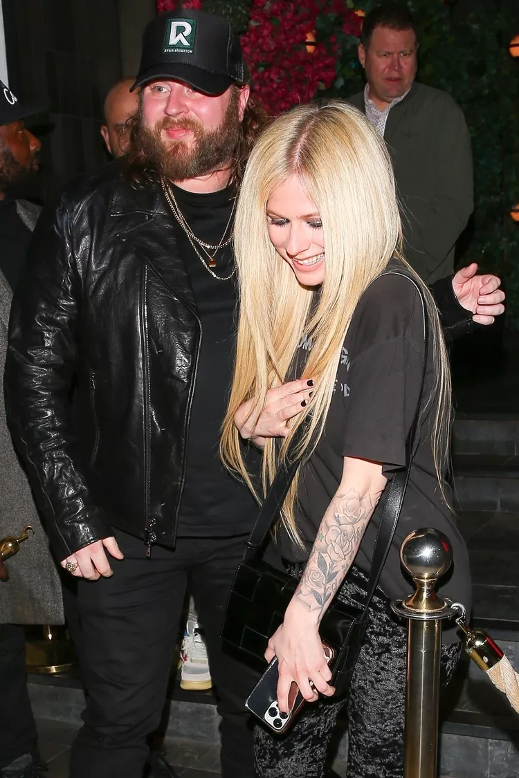 Avril Lavigne Steps Out With Country Musician Nate Smith, Causing A Stir, Yours Truly, News, May 2, 2024