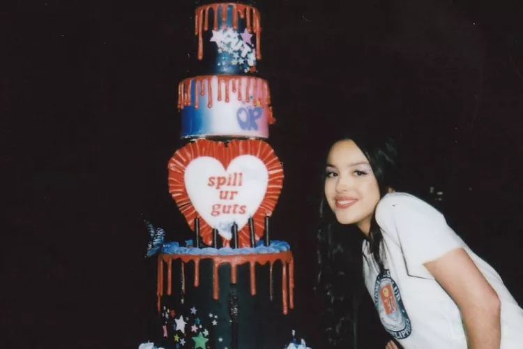 Olivia Rodrigo Rings In Her 21St Birthday With A Special 'Spill Ur Guts' Cake, Yours Truly, News, April 28, 2024