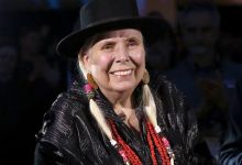 Joni Mitchell Brings Her Music Library Back To Spotify After Boycotting The Streaming Service In 2022, Yours Truly, News, May 17, 2024